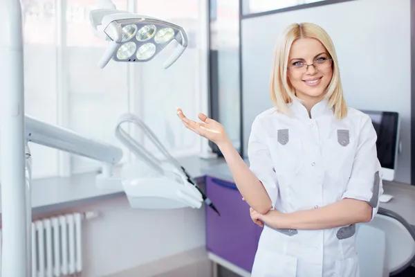 Laser Dentistry: A Modern Solution for Better Dentures