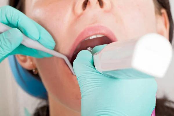 Local Dental Services to Explore with a Reliable Franklin Dentist